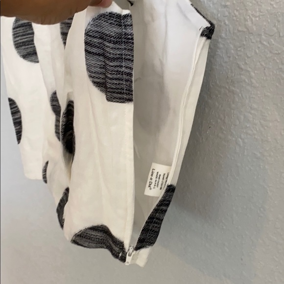 LINE & DOT Crop Top Textured Polka Dot Tie Back - Picture 6 of 8